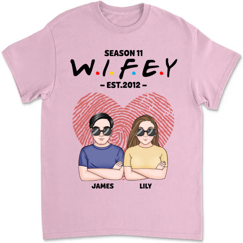 Couple - Hubby Wifey Season - Personalized Unisex T-shirt