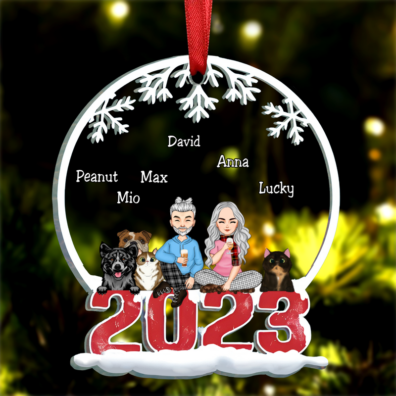 Pet Lovers - Couple & Pets Merry Christmas - Personalized Acrylic Ornament (BU)