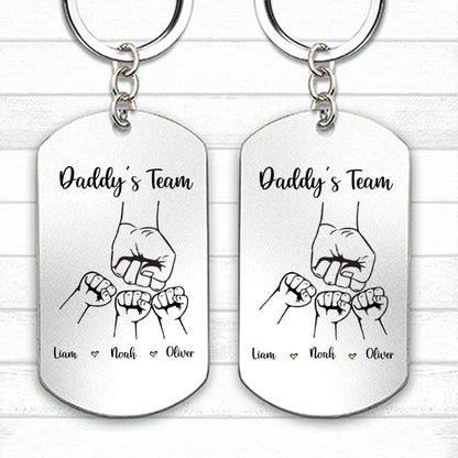 Family - Daddy's Team Fist Bump - Personalized Aluminum Keychain - Makezbright Gifts