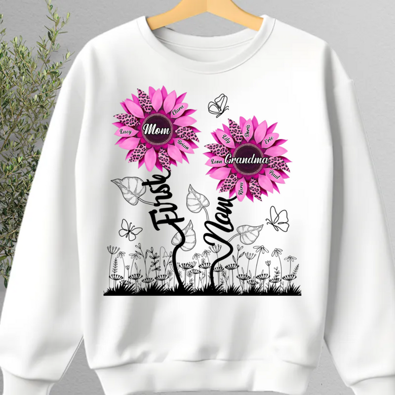 Family - First Mom Now Grandma Sunflower - Personalized Unisex T-shirt, Hoodie, Sweatshirt